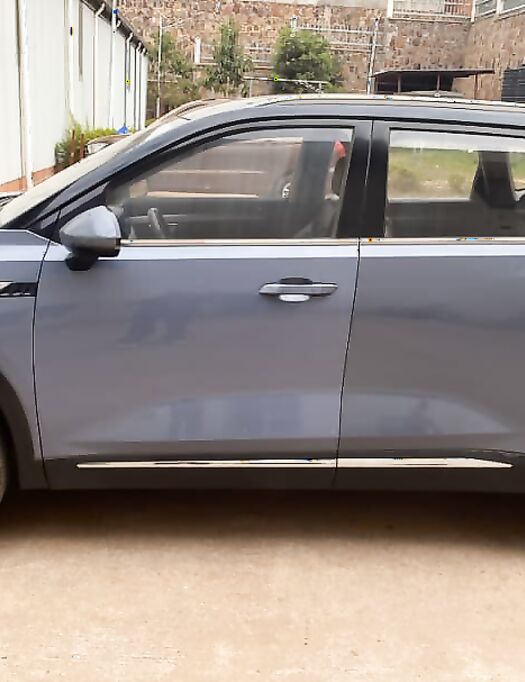 WULING  ALMAZ RS