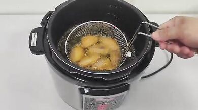 Cooking With Pressure Cooker