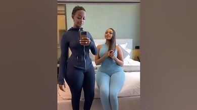Pamela na mukuru we